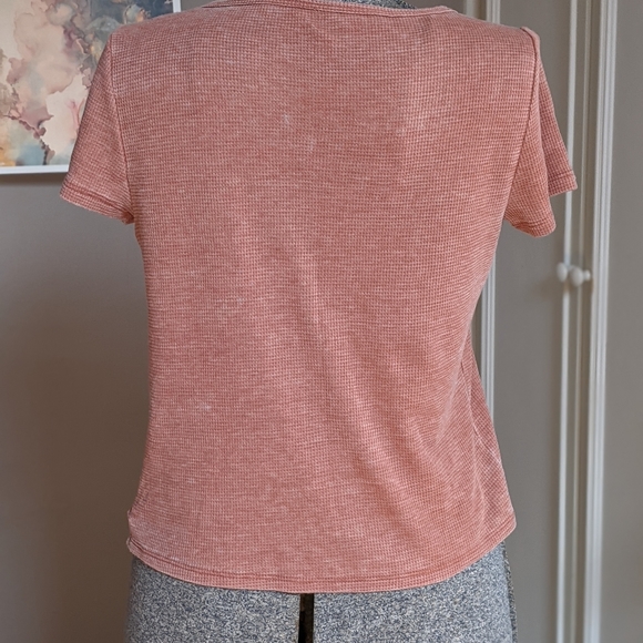 Rust pink waffle button up tee - American Eagle - Picture 2 of 5